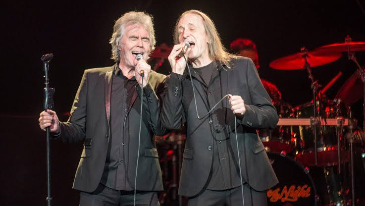 Audience at a Three Dog Night concert